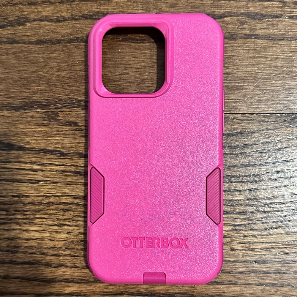 iPhone 14 Pro OtterBox case